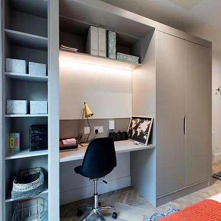 Apartment Relaxing Ensuites At Cork Street In Centre *
