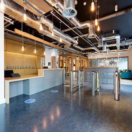 Relaxing Ensuites At Cork Street In Centre